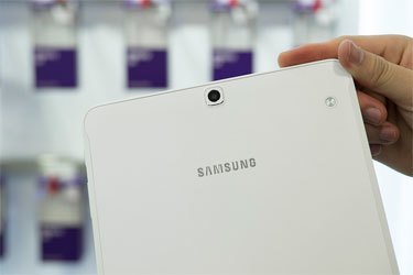 M&aacute;y t&iacute;nh bảng Samsung Galaxy Tab S2 8.0 camera cho h&igrave;nh ảnh sắc n&eacute;t